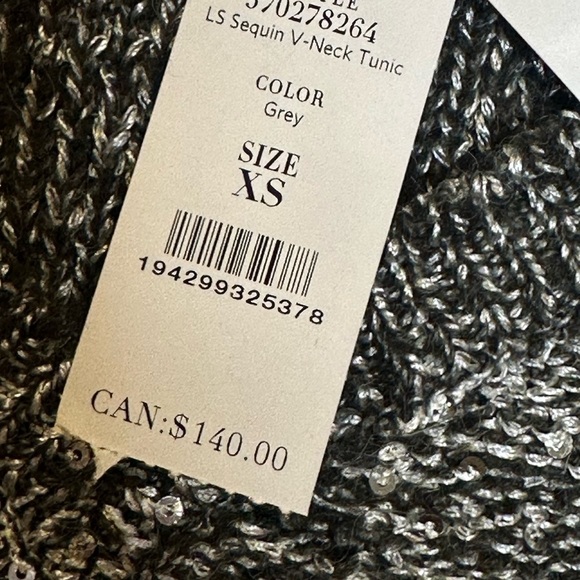 White House Black Market XS Grey Sequin V-Neck Long Sleeve Tunic Sweater NWT - Picture 8 of 10